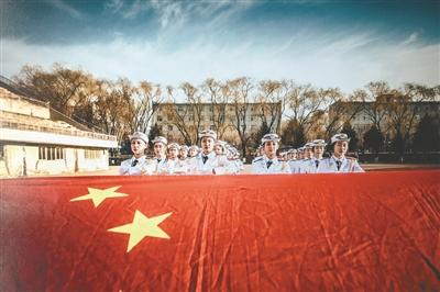 虎鲸性格凶猛无比，为什么却很少袭击人类？游戏画面